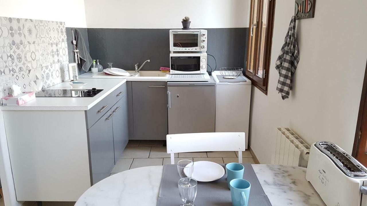 Studio 30 M2 500M Plages Mourillon 3 Personnes Toulon Exterior photo
